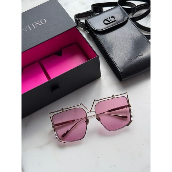 NEW Valentino VLS116-C Gold Pink Oversized Square Sunglasses - Picture 2 of 10